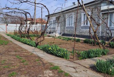 Casă cu 4 camere în Central - 7