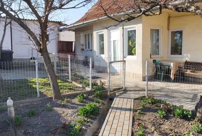 Casă cu 3 camere în Central - 1