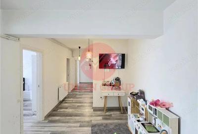 Apartament cu 3 camere decomandat, mobilat în Palazu Mare - 3