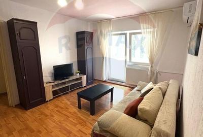 Apartament cu 2 camere semidecomandat, mobilat în Micălaca