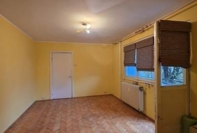 Apartament cu 3 camere semidecomandat în Tătărași - 5