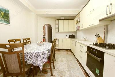 Apartament cu 2 camere semidecomandat în Șagului