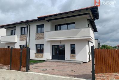 Duplex cu 5 camere cu Canalizare în Dumbrăvița - 2