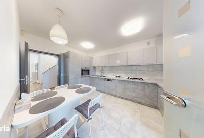 Casă cu 4 camere în Șura Mică