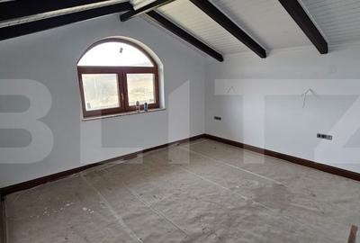 Casă cu 4 camere în Criș - 7