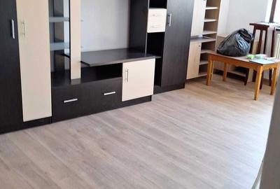 Apartament cu 2 camere decomandat în Central - 1