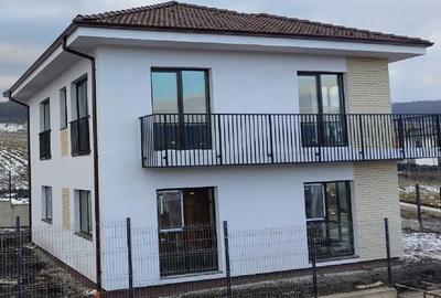 Casa individuala in Chinteni , 511mp teren - 2