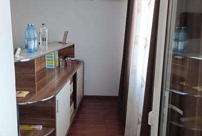 Închiriere apartament 3 camere - 2