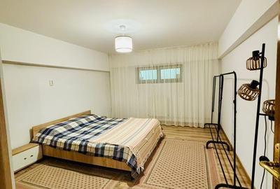 Apartament cu 4 camere decomandat în Trocadero - 3