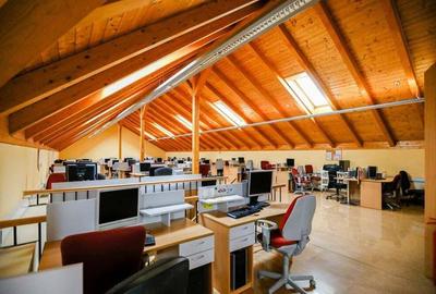 Infrastructura Premium pentru Afaceri IT - Disponibila Acum - 16