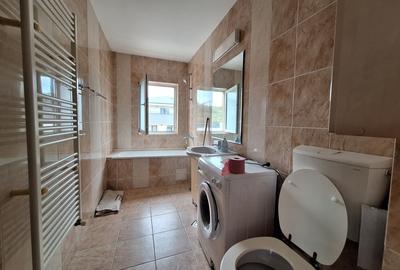 Apartament cu 2 camere, 45 mp, balcon, zona Terra - 5