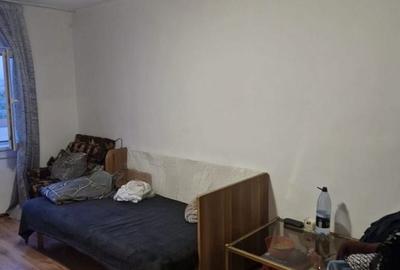 Garsonieră decomandată în Central - 3