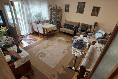 Apartament cu 4 camere decomandat în Central - 3