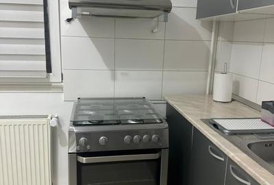 Apartament cu 2 camere semidecomandat în Apărătorii Patriei - 4
