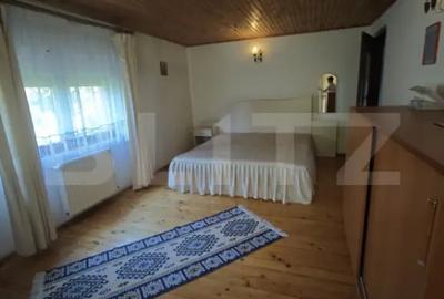 Casă cu 7 camere cu Teren 490 Mp în Bartolomeu