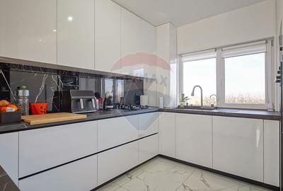 Casa Moderna De Vanzare Cartier Izvor-Finisaje premium Mutare Imediata - 11