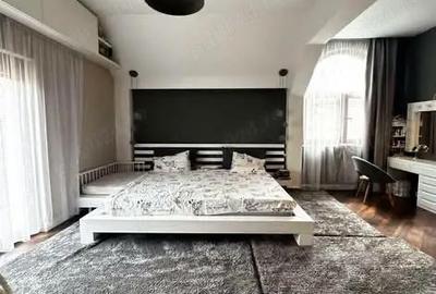 Casă cu Teren 7 Mp în Central - 5