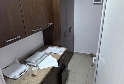 Spațiu comercial, de 200 mp, în Central - 13