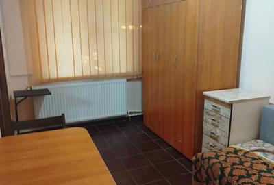 Garsonieră decomandată în Rahova - 4