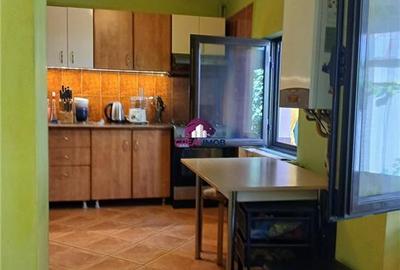 Casă cu 3 camere cu Canalizare în Pantelimon - 4