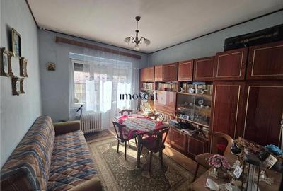 Apartament cu 3 camere decomandat în Central - 7