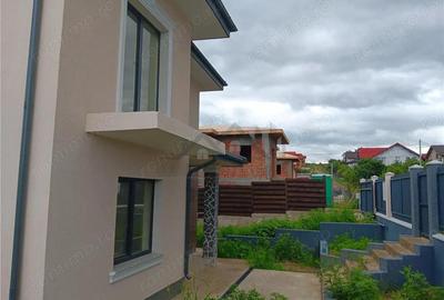 Miroslava vila P+E su118mp Teren 440mp zona Trans Anapet Miroslava vila P+E su118mp Teren 440mp zona Trans Anapet - 2