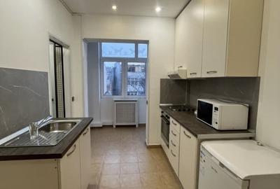 Apartament cu 5 camere decomandat în P-ța Romană - 11