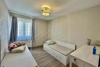 Casa individuala in Sibiu, 373mp teren, 8 camere, pretabila investitie - 4