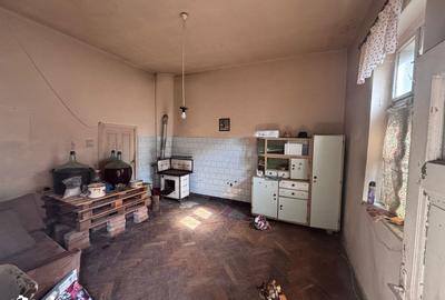 Casă cu 4 camere decomandat cu Teren 450 Mp în Budai - 3