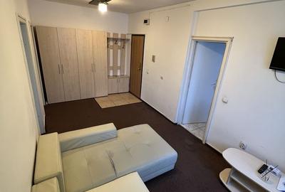 Apartament cu 2 camere semidecomandat, mobilat în Ștrand - 1