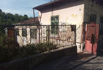 Casă cu 4 camere în Central - 6