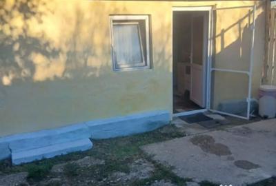 Casă cu 3 camere cu Teren 544 Mp în Central - 11