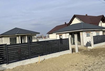Casa semifinisata 195mp+2000mp teren, zona Volovat, Radauti - 1