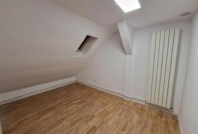 Apartament cu 2 camere decomandat în Central - 1