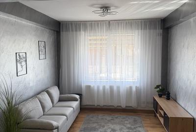 Apartament cu 3 camere decomandat în Apărătorii Patriei - 3