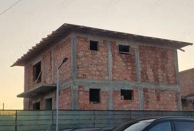 Vila individuala la doar 2 km de Rond Pacurari - direct de la dezvoltator! - 1