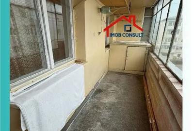 Apartament cu 3 camere semidecomandat în Zimbru