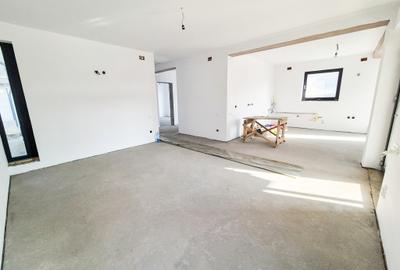 Casă cu 3 camere cu Canalizare în Bradu - 6