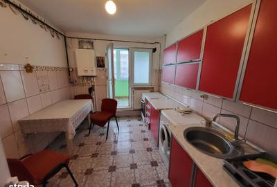 Apartament cu 4 camere decomandat în Micro 18 - 3