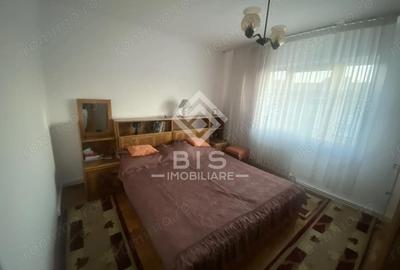 Apartament cu 2 camere decomandat, mobilat în Sud - 4