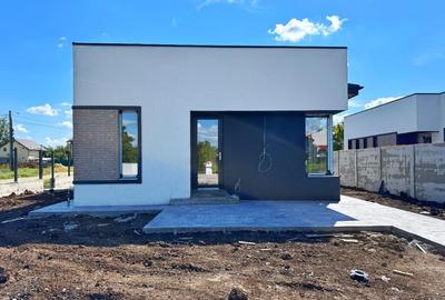 Casa individuala parter -- 4 camere - 2 bai - 110mp utili +teren 424mp - 3