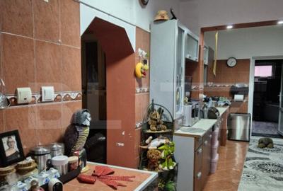 Casa spatioasa cu 5 dormitoare de vanzare in Chetani - 9