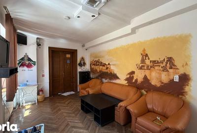 Casă cu 7 camere cu Teren 130 Mp în Centrul Istoric - 12