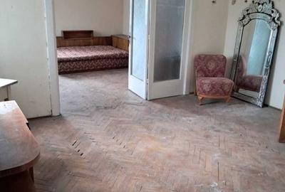 Apartament cu 2 camere semidecomandat în Calea Călărașilor