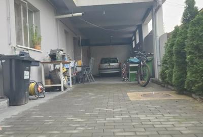 Casă cu 4 camere cu Teren 232 Mp în Central - 2