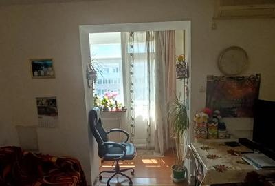 Gara de Nord,Metrou ,Grivita , Reabilitat,Decomandat,2 balcoane - 1