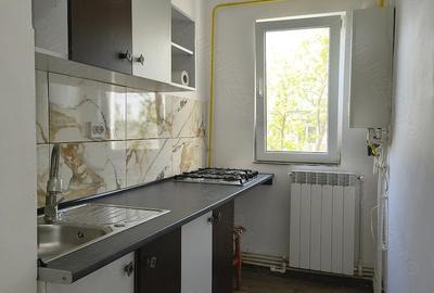 Garsonieră decomandată în Central - 4