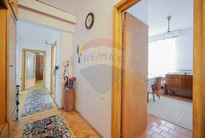 De vanzare - Apartament 4 camere decomandat - ultracentral zona Dacia - 18