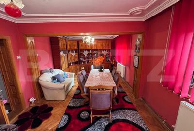 Casă cu 5 camere cu Canalizare în Central - 18