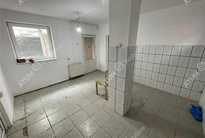 Casă individuală cu 3 camere cu Canalizare în Central - 4